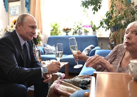 Путин приедет на церемонию прощания с Алексеевой