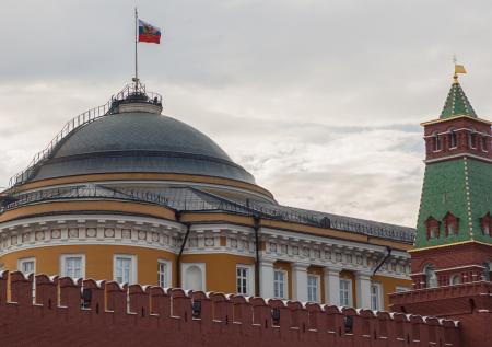 В Кремле оценили «российский след» в покушении на советника Зеленского