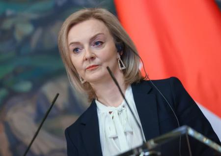 Британцы назвали Трасс «растерянной школьницей» после переговоров в Москве
