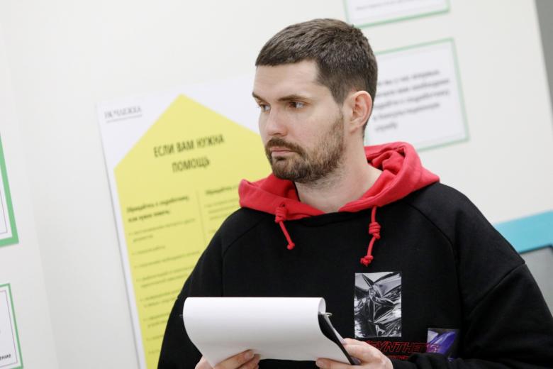  Noize MC (настоящее имя — Иван Алексеев, внесен Минюстом РФ в список иноагентов) 