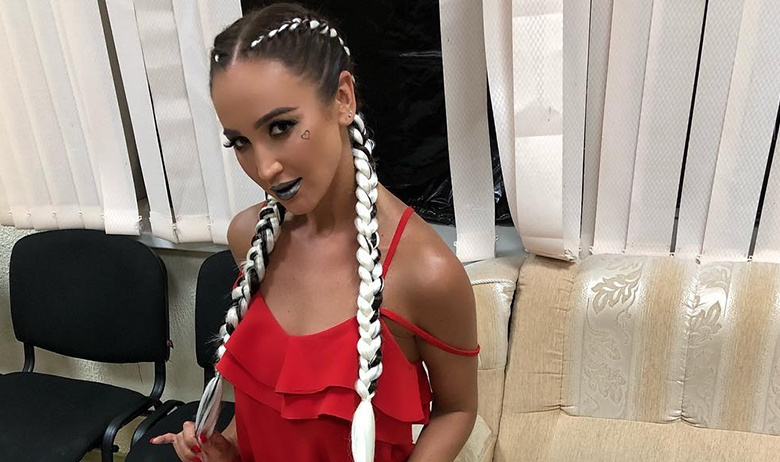 Певица Ольга Бузова