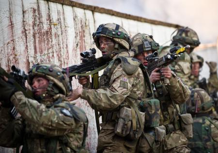 Минобороны Британии заявило о выводе своих военных инструкторов с Украины