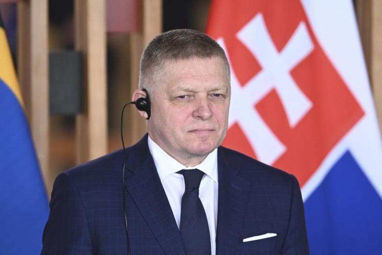Роберт Фицо