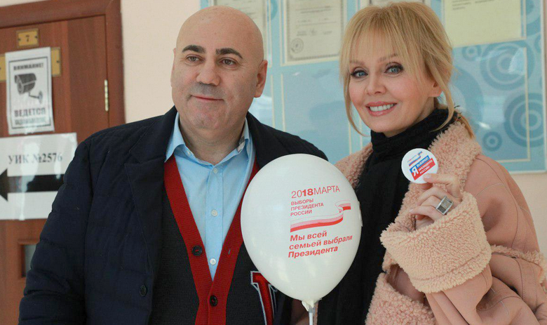 Продюсер Иосиф Пригожин и певица Валерия 