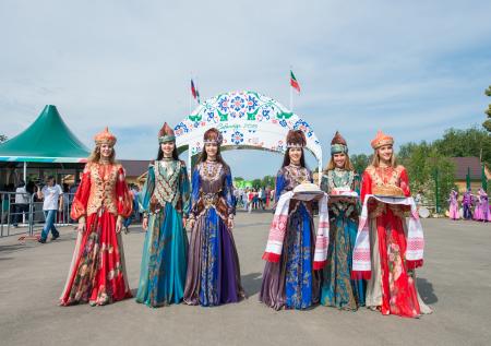 Власти Татарстана запретили проводить Сабантуй в городах
