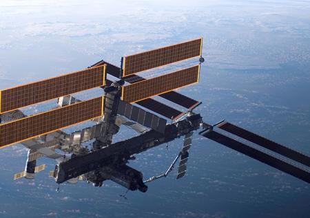 Россия пожаловалась в NASA на запах спирта на МКС