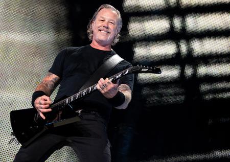 Фронтмен Metallica выйдет к публике впервые после реабилитации