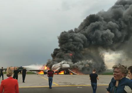 Экс-конструктор «Сухого»: в SSJ 13 раз попадали молнии