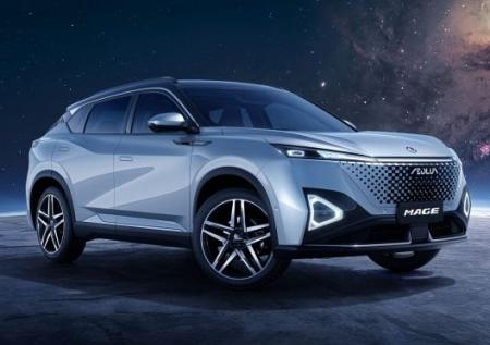 Новые «китайцы» от Dongfeng приедут в Россию: что за модели, сколько стоят