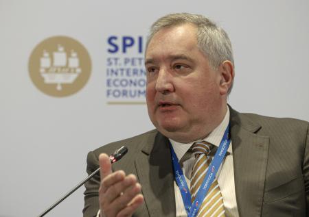 «Только этим и занимаюсь»: Рогозин о борьбе с коррупцией в Роскосмосе
