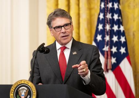 Глава Минэнерго США говорил с юристом Трампа о влиянии украинцев на выборы