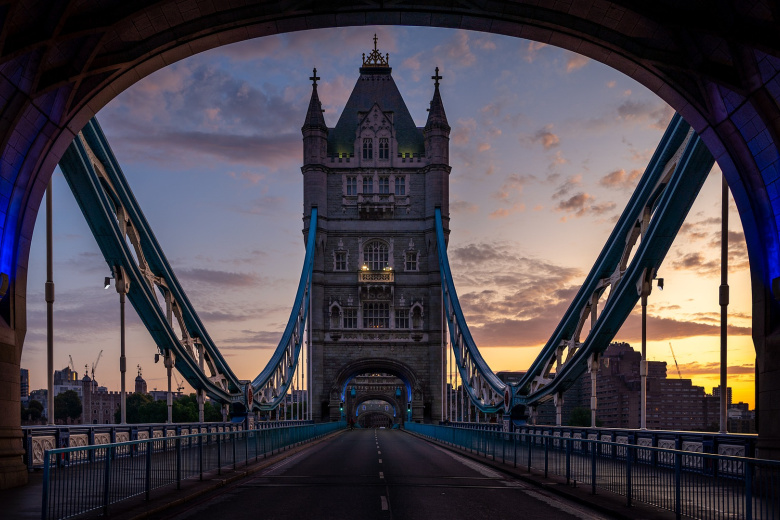 tower bridge