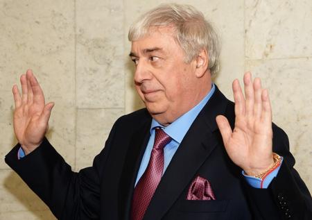 Бизнесмен Гуцериев подаст в суд на Эдгарда Запашного