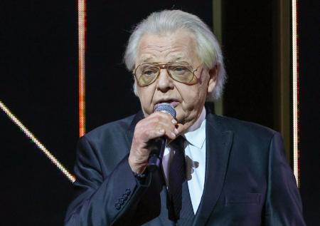 Автор хита «Нет тебя прекрасней» в день 80-летия решил сократить гастроли
