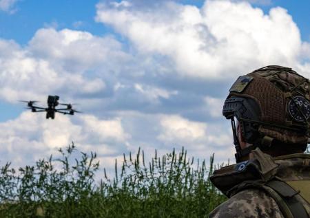 Что находилось на военном аэродроме под Новгородом, куда ударили ВСУ