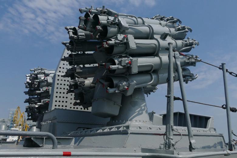 Реактивный бомбомет РБУ-6000 «Смерч-2» 