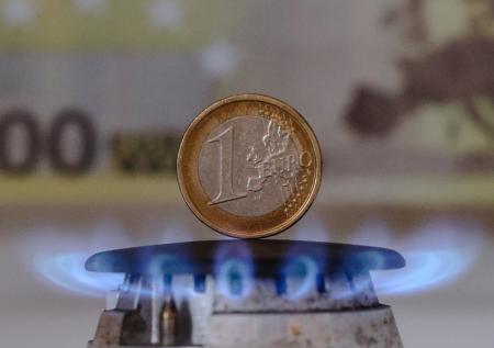 Экономист объяснил, почему европейцы требуют вернуть Россию на рынок