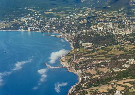 Водная блокада и не только: власти Крыма подадут пять исков к Украине