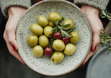 Вкусняшка на время Великого поста — почему оливки так полезны