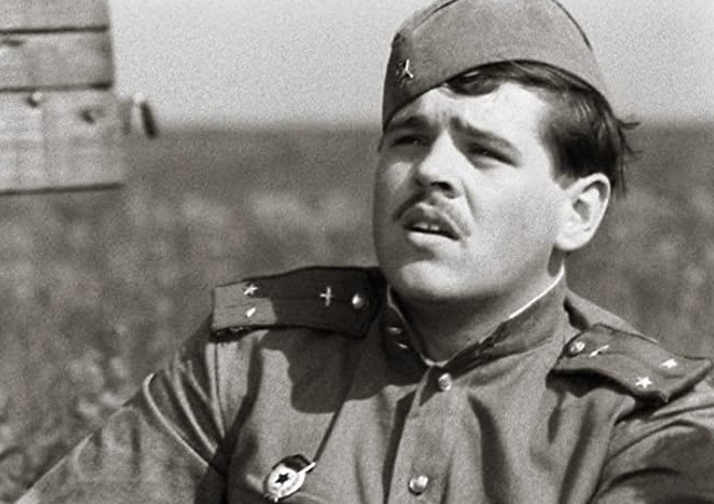 Кадр из фильма «В бой идут одни старики»