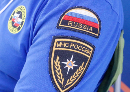 В Волгограде несколько десятков человек повисли на аттракционе