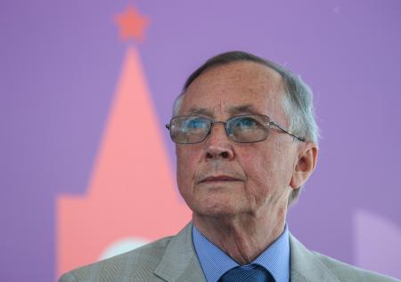Бурляев объяснил причину развода с Натальей Варлей