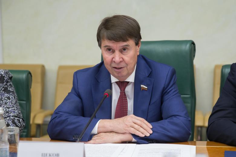 Сергей Цеков