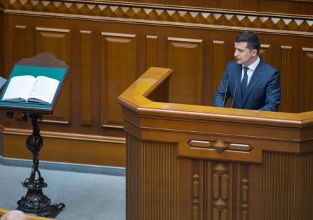 Зеленский проводит консультации с «нормандской четвёркой» из-за обстрелов