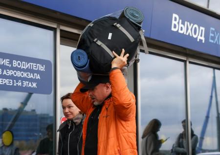 «Туда, где принимают»: соседи РФ осмысляют «русскую эмиграцию»