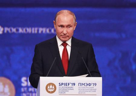 Путин назвал неактуальной модель развития XX века