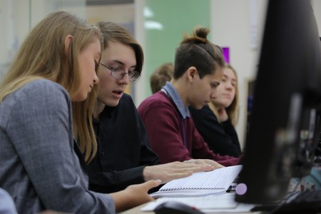 Обязательные уроки финансовой грамотности введут в российских школах 