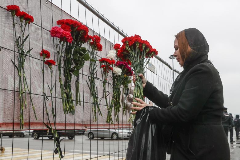 Акция памяти жертв теракта в подмосковном «Крокус Сити Холле»