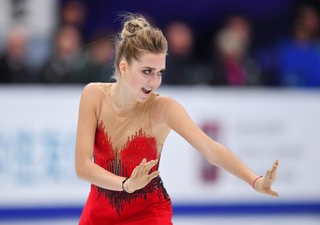 Российская фигуристка Елена Радионова завершила карьеру