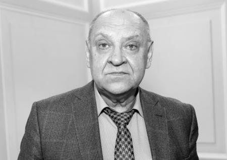 Умер актер из франшизы «Елки»
