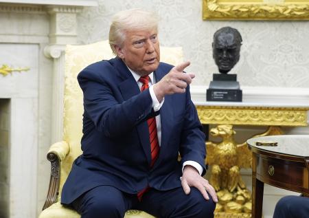 Трамп анонсировал введение импортных пошлин
