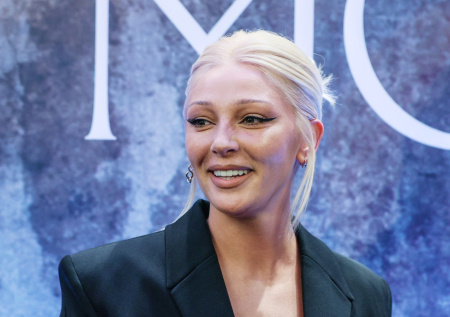 Беременность, избиения, хакеры, возвращение в кино: как живет Ивлеева