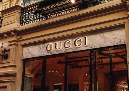 Дом Gucci переманил у Balenciaga главного дизайнера