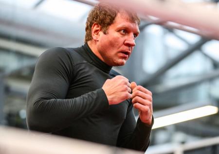 Промоутер оценил шансы Александра Емельяненко подписаться в Bellator