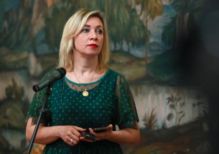 Захарова раскритиковала Борреля за желание расследовать поставки оружия РФ