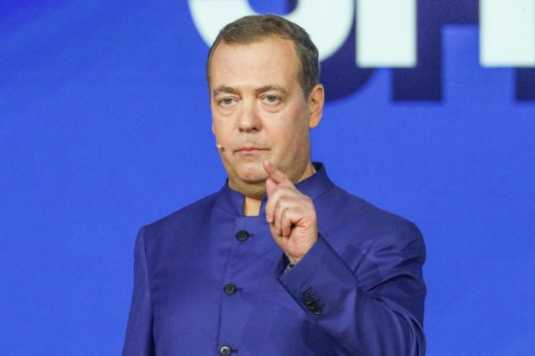Дмитрий Медведев
