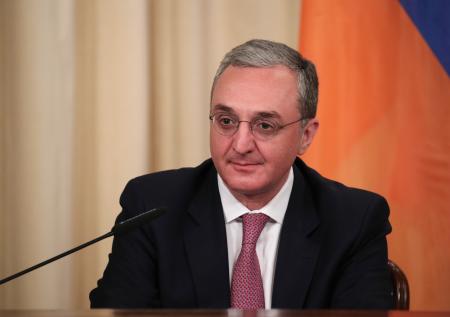 Пашинян пообещал уволить главу МИД Армении