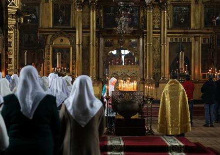 Староверы не планируют закрывать храмы из-за коронавируса