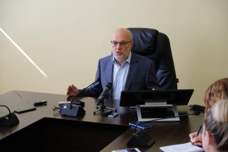 Виталий Гутман