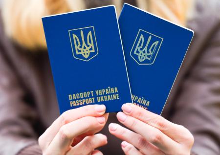 Украинцам разрешили менять отчество