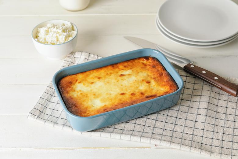 Творожная запеканка без муки с манкой и молоком