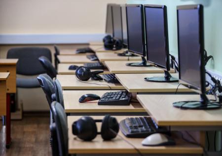Правительство России упростит ввоз компьютеров, планшетов и смартфонов