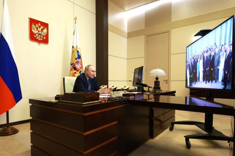 Президент РФ Владимир Путин, встреча с выпускниками программы развития кадрового резерва