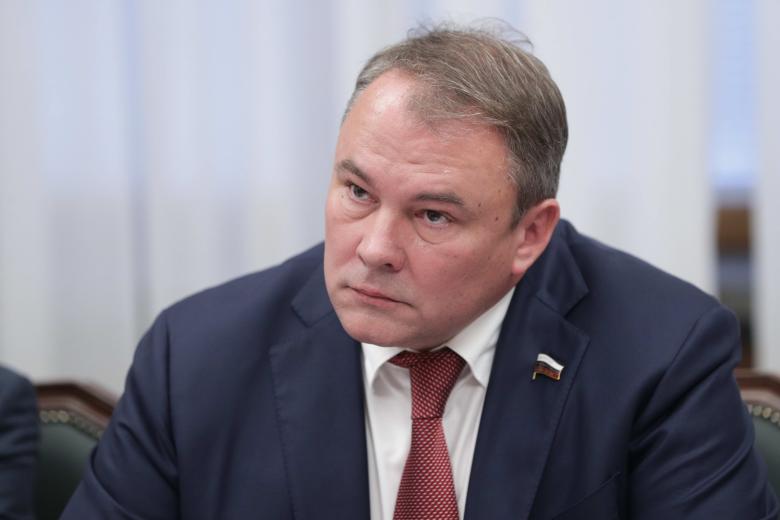 Петр Толстой