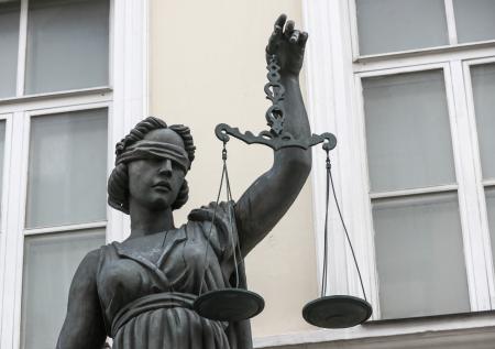 Адвокат объяснил, за что осудили депутата от КПРФ