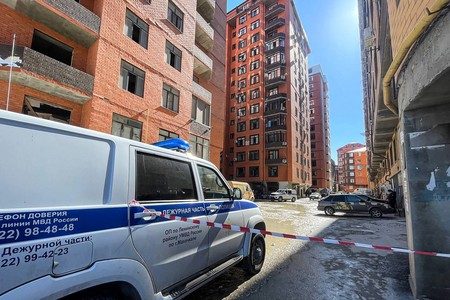Baza: пострадавший от взрыва дом должен был иметь на семь этажей меньше